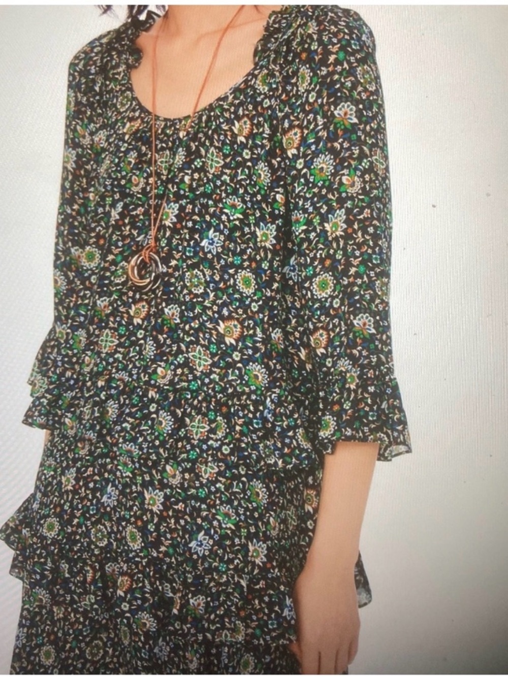 TORY BURCH 100% SILK - Picture 2 of 10